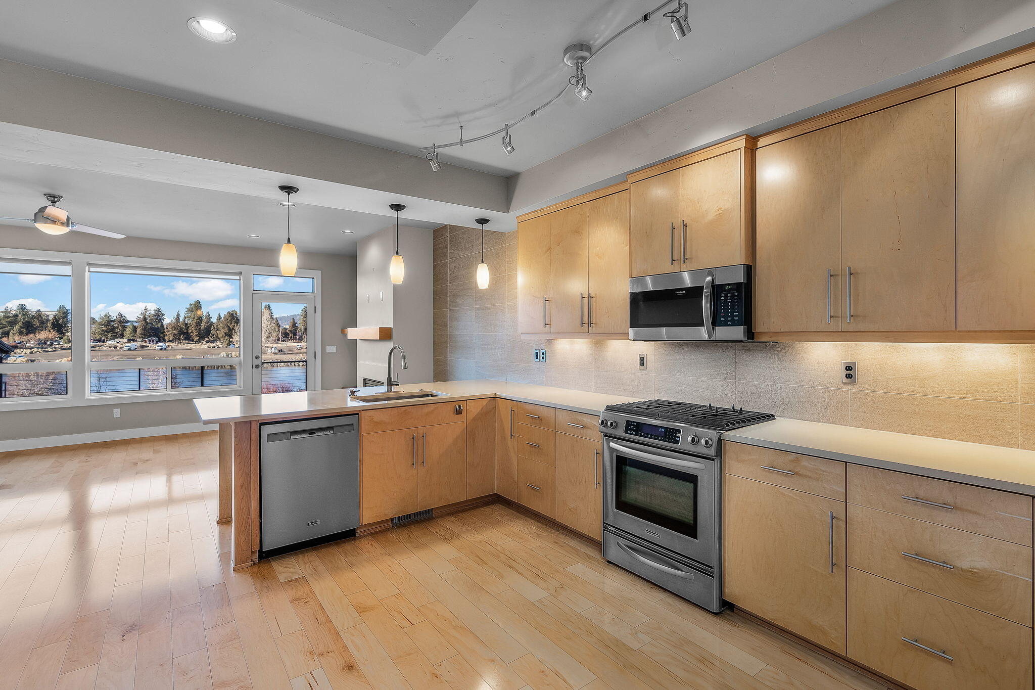 Deschutes Landing - Residential