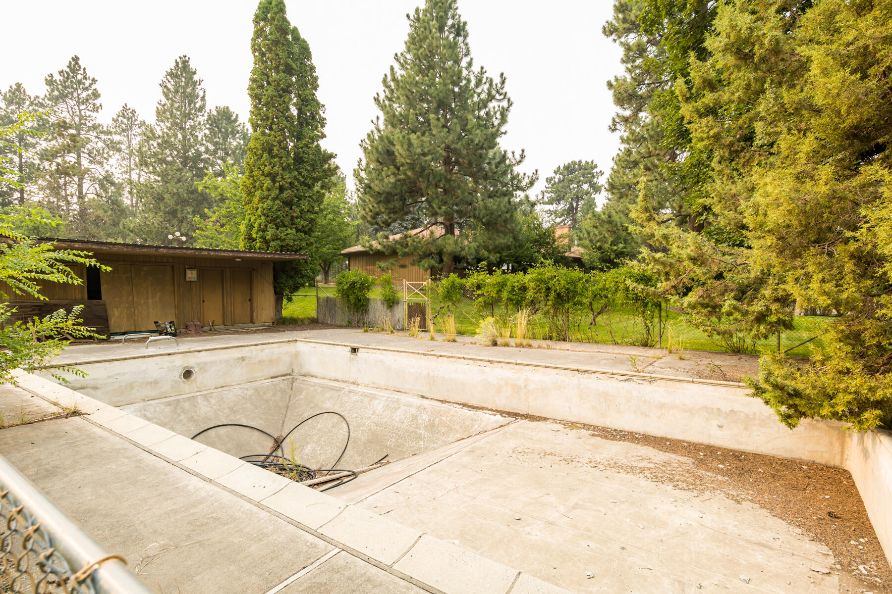 Ellis - Residential