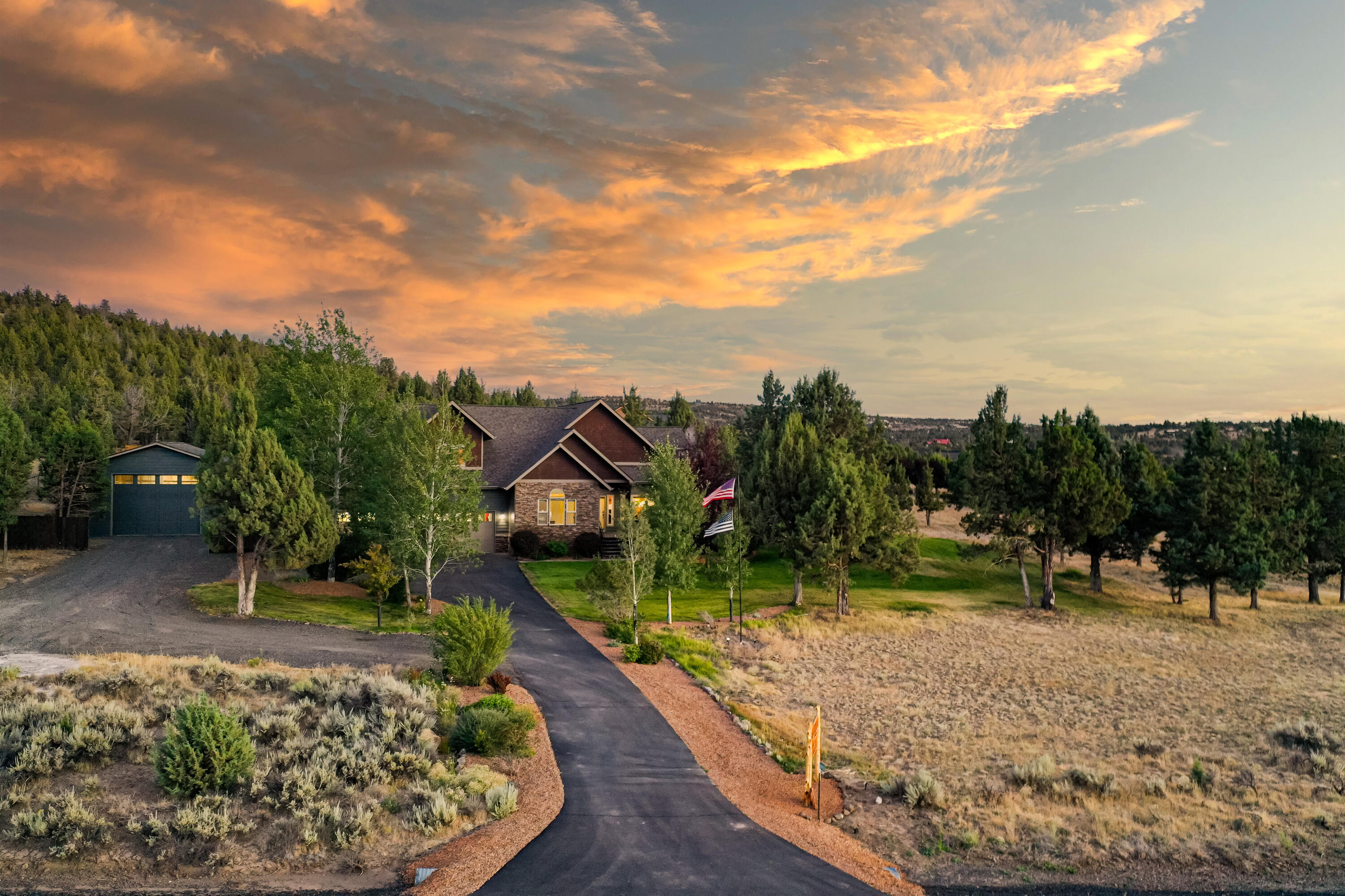 Mountain Ridge Est. - Residential