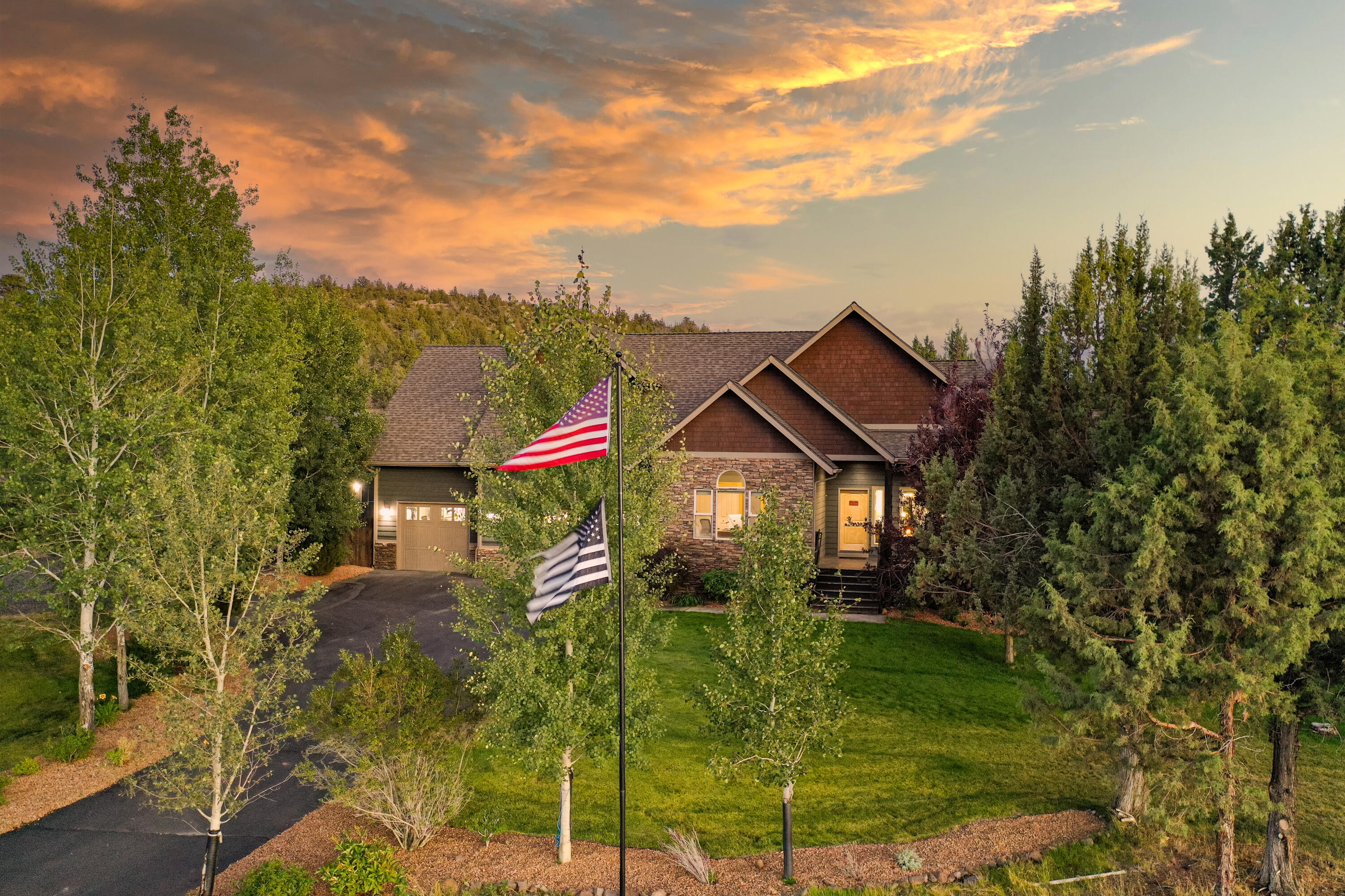 Mountain Ridge Est. - Residential