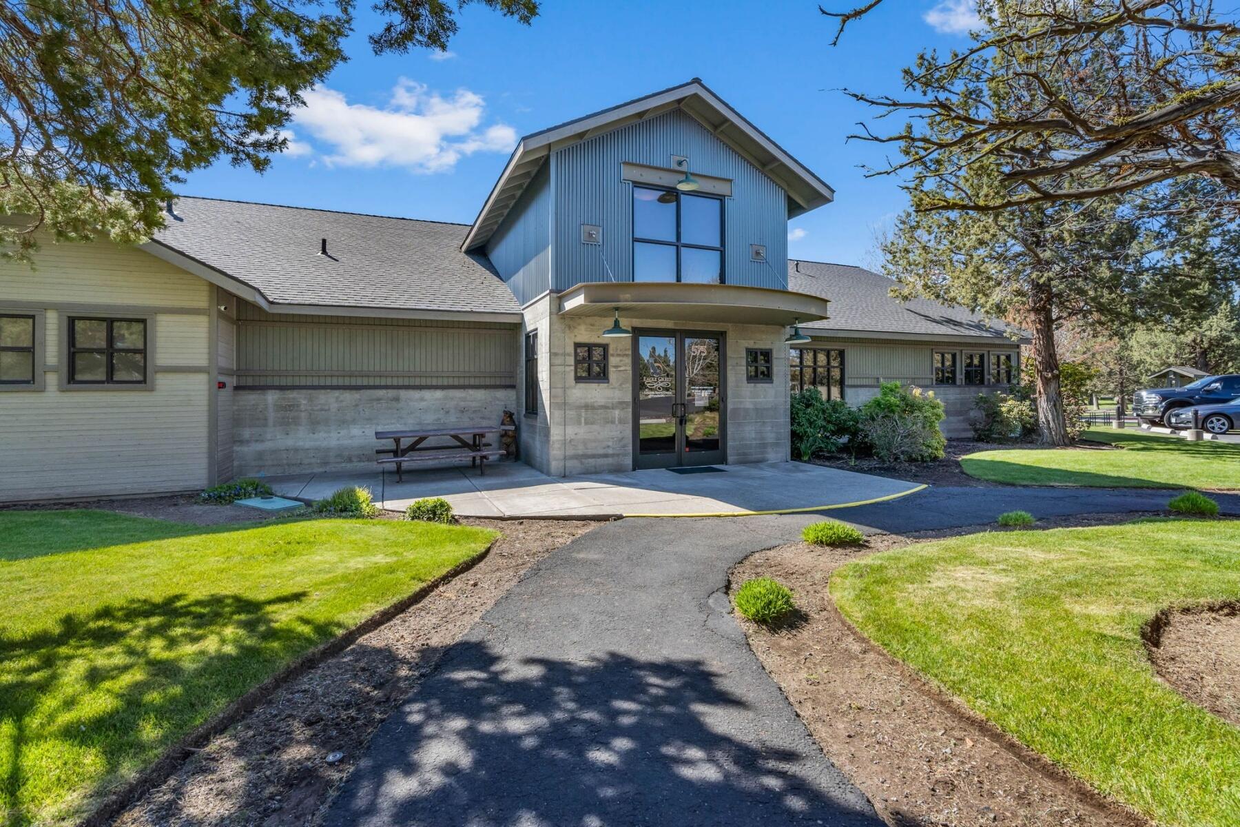 Eagle Crest - Residential