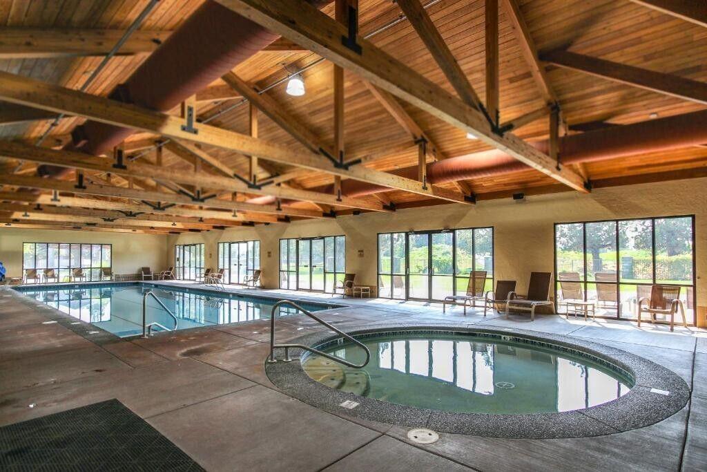 Eagle Crest - Residential
