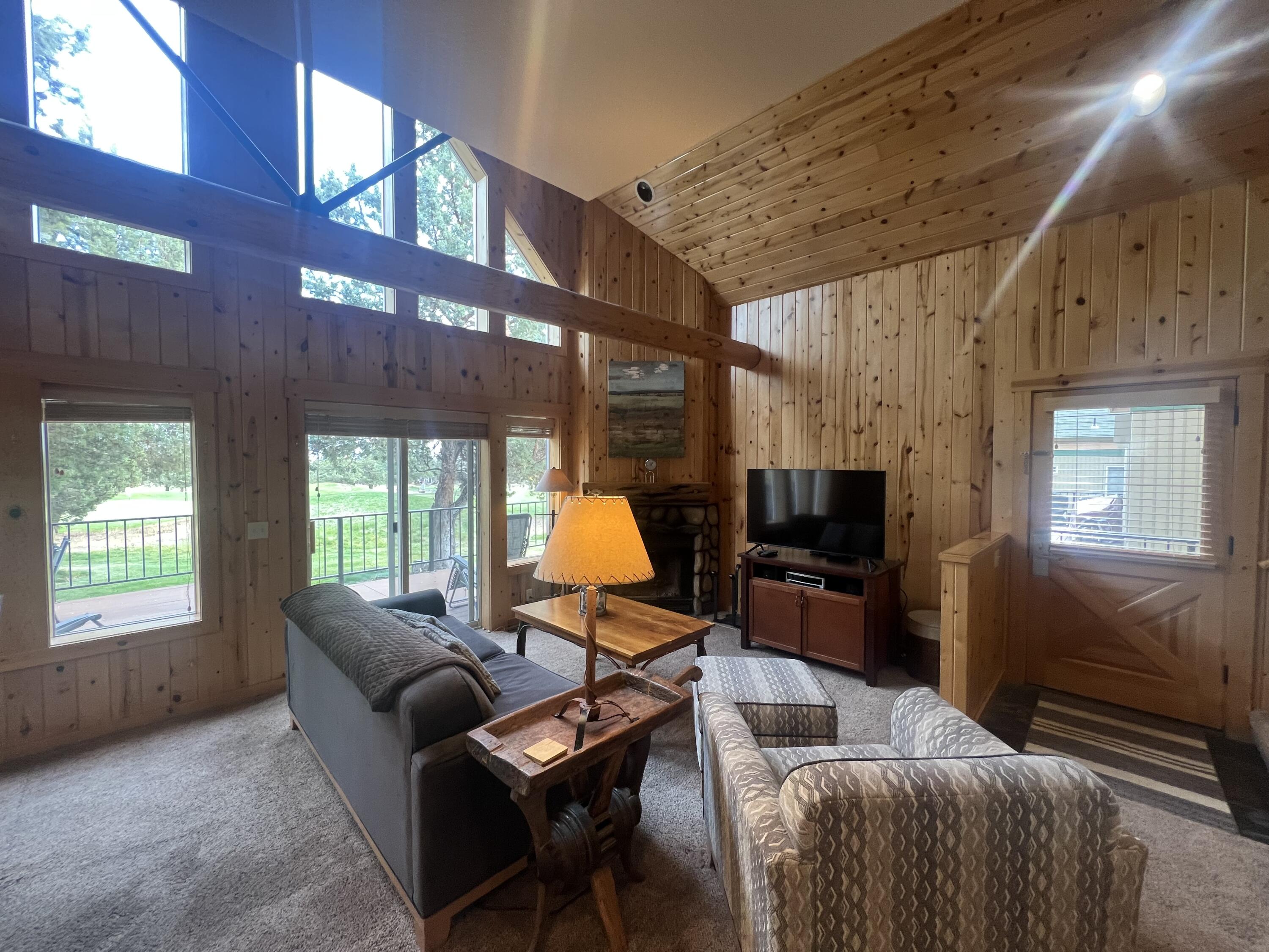 Eagle Crest - Residential