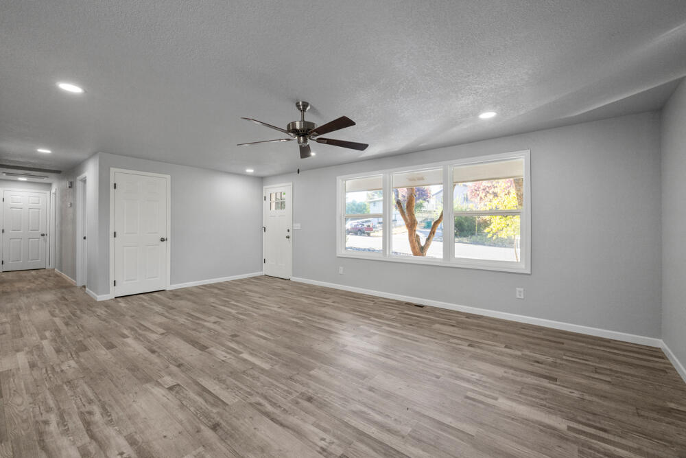 Klamath Falls -Buena Vista Addition - Residential