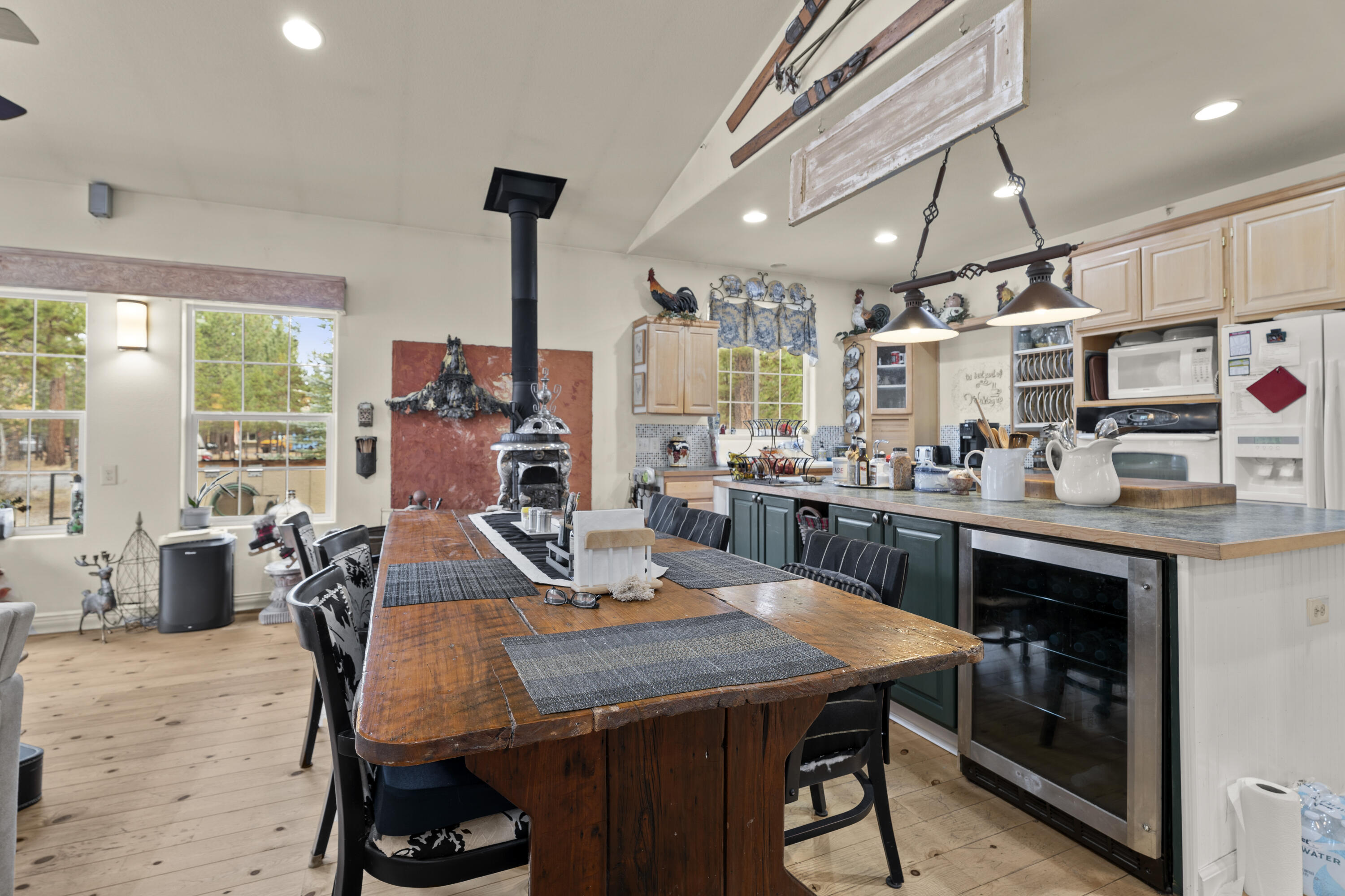 Wagon Trail Acreages - Residential
