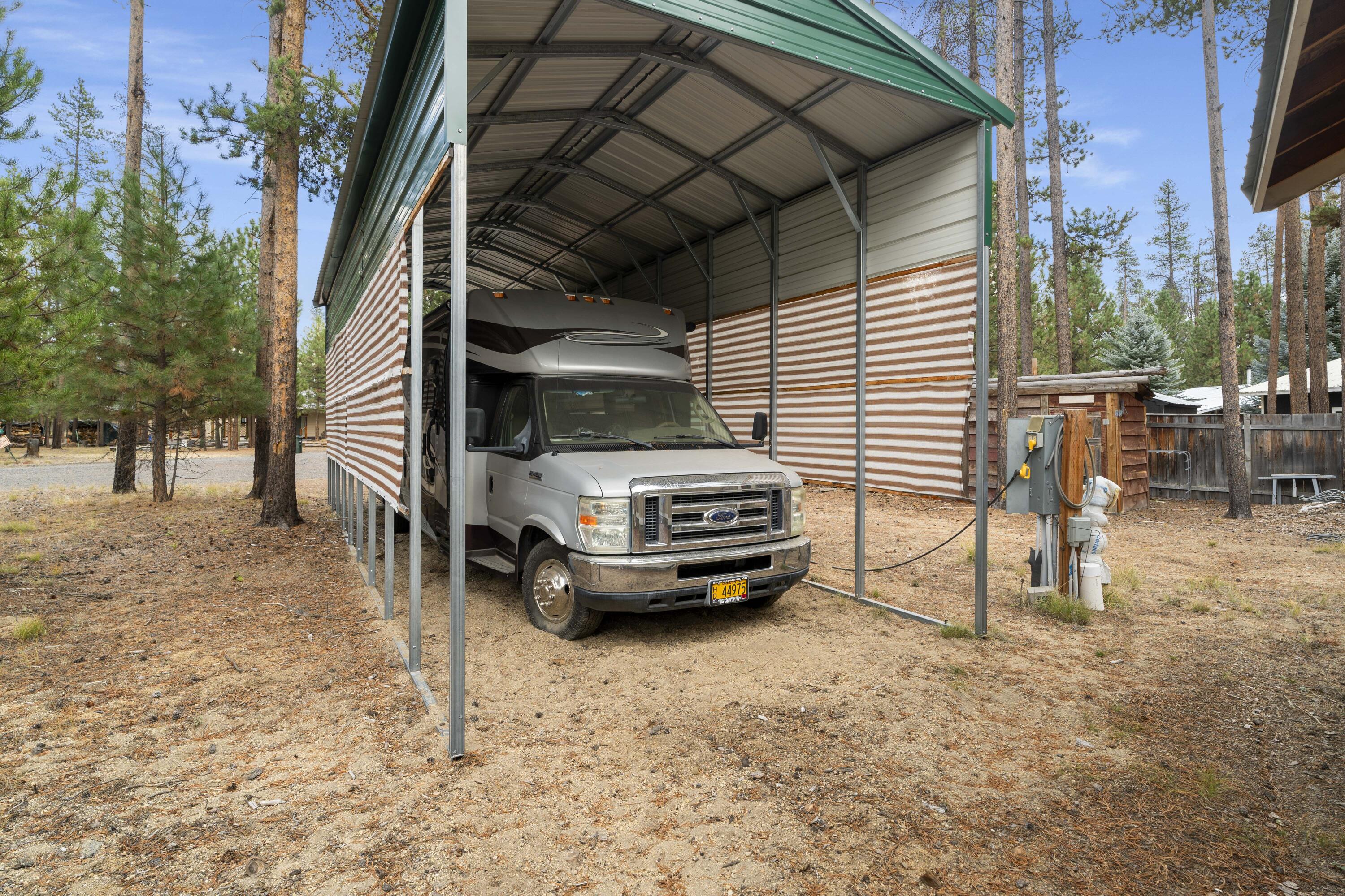 Wagon Trail Acreages - Residential