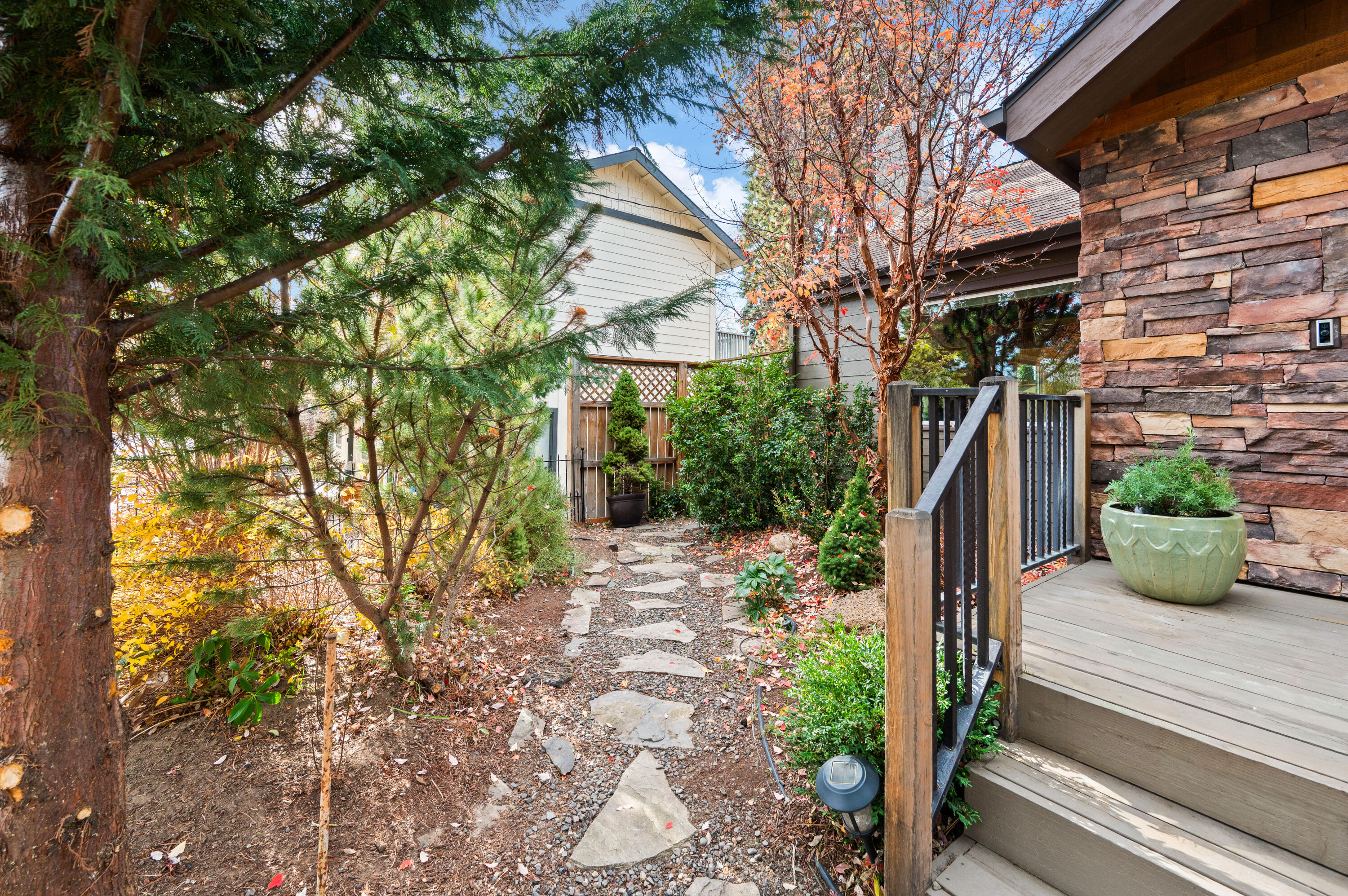 River Terrace - Residential