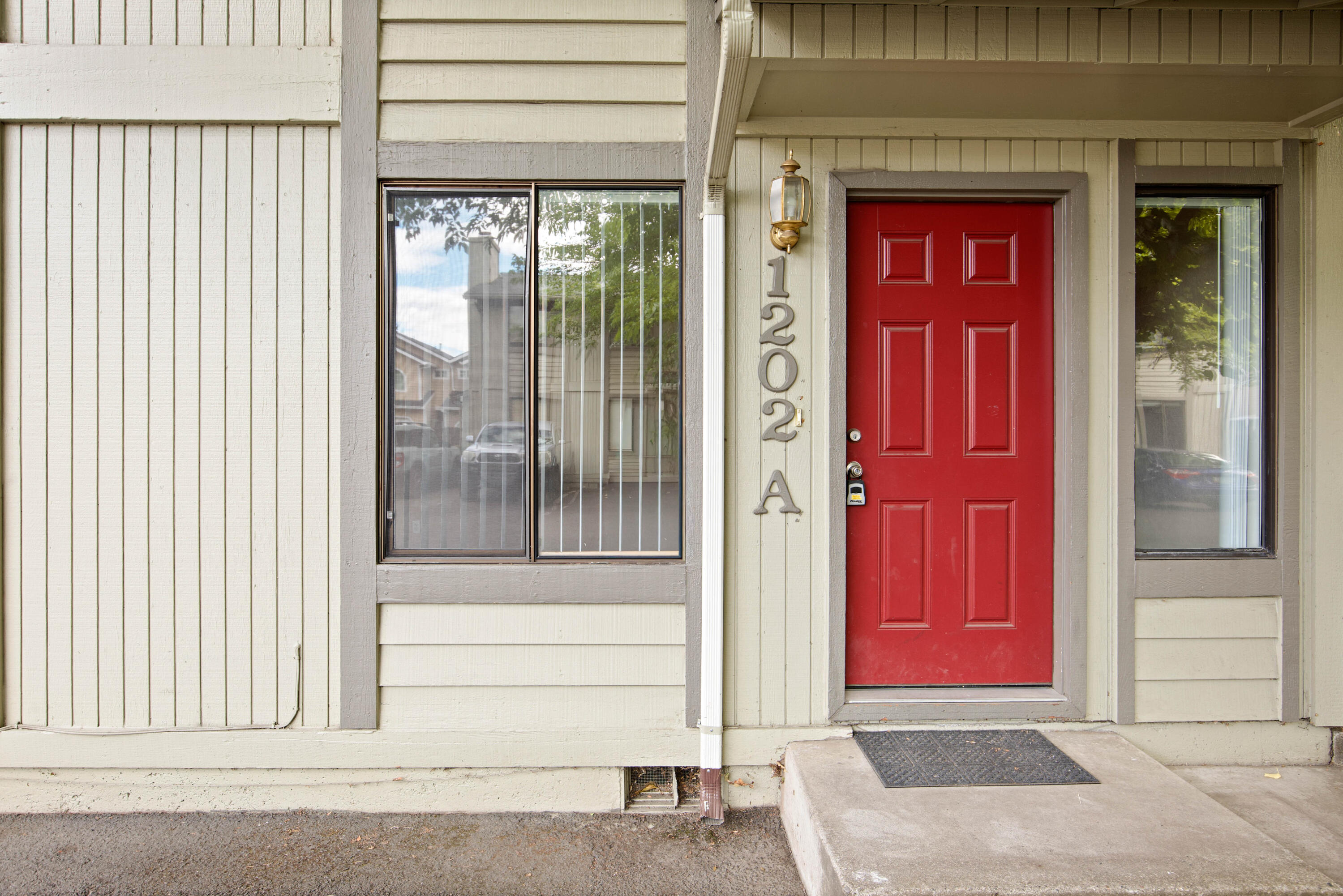 This property is truly move in ready! Featuring 3 bedrooms and 2 bathrooms, there are many upgrades! New carpet, paint and flooring have all been installed and are awaiting a new owner. Located in one of the most convenient locations in town, just minutes from I-5, Providence Hospital and downtown Medford. There is off-street parking and quiet neighbors. This unit won't last long. Schedule a showing today!