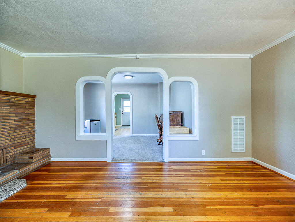 Altamont Acres - Residential