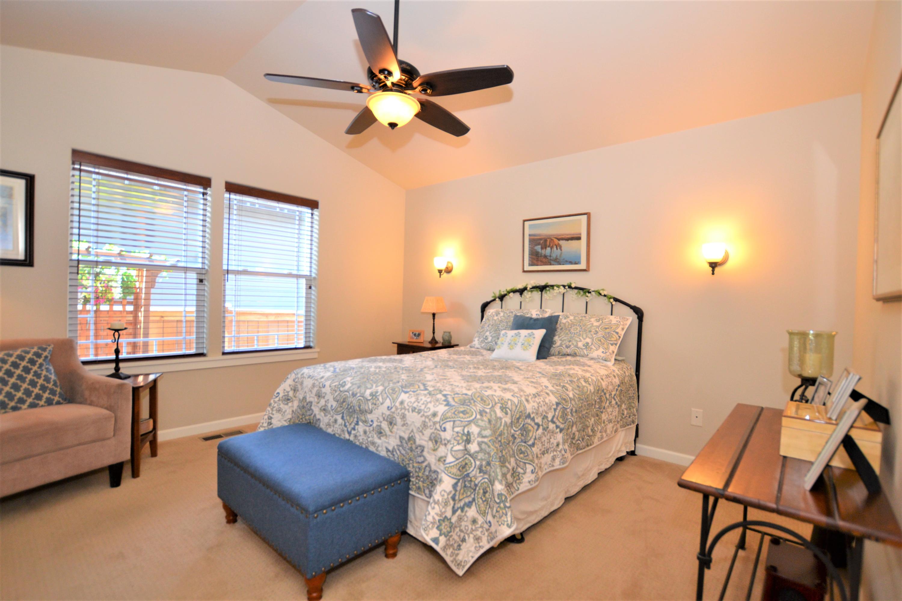 Oakview - Residential