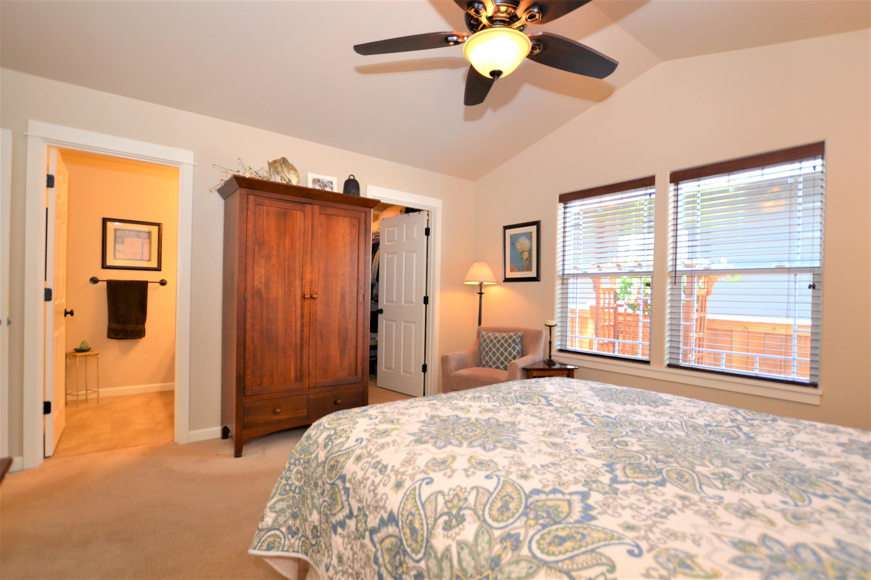Oakview - Residential