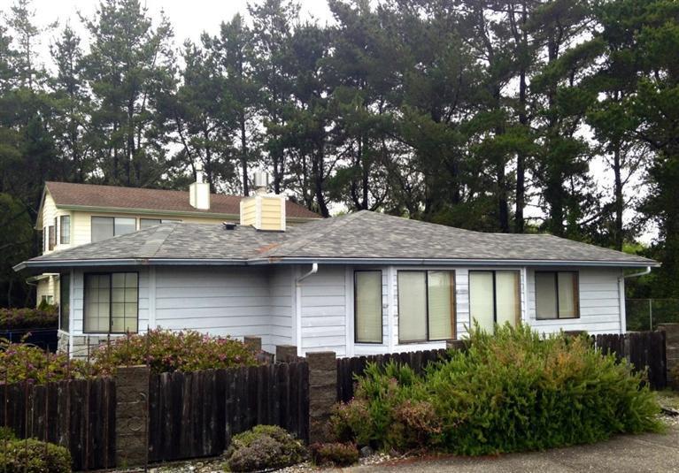 Great location! Beautiful ocean view home, close to shopping. cul-de-sac of upper end homes. Mill Beach access just behind the home. New roof & cedar lap siding. Lots of natural light with an open floor plan feel. Attached 2 car garage. Fenced deck with nice sized yard to enjoy sunsets.