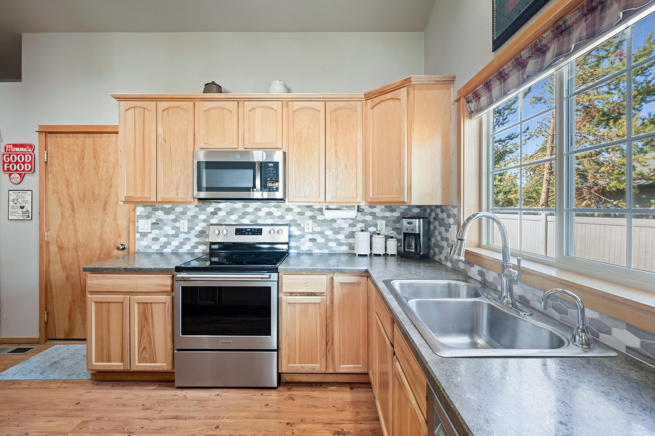 R&W Estates - Residential