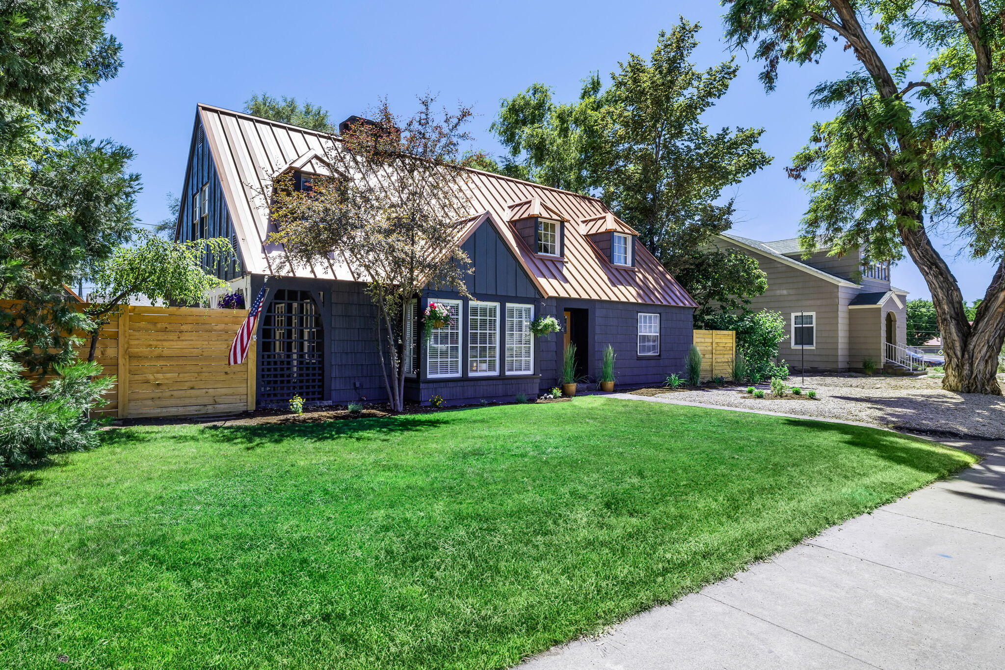 PrineVille - Fourth - Residential