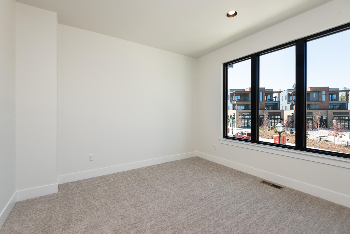 Discovery West Phase 4 - Residential
