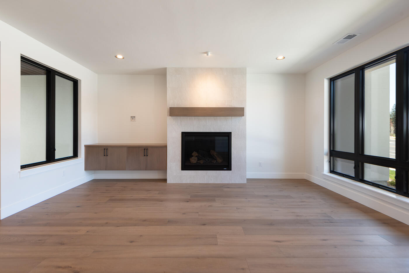 Discovery West Phase 4 - Residential