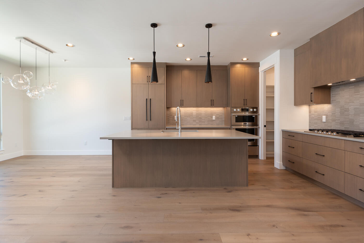 Discovery West Phase 4 - Residential