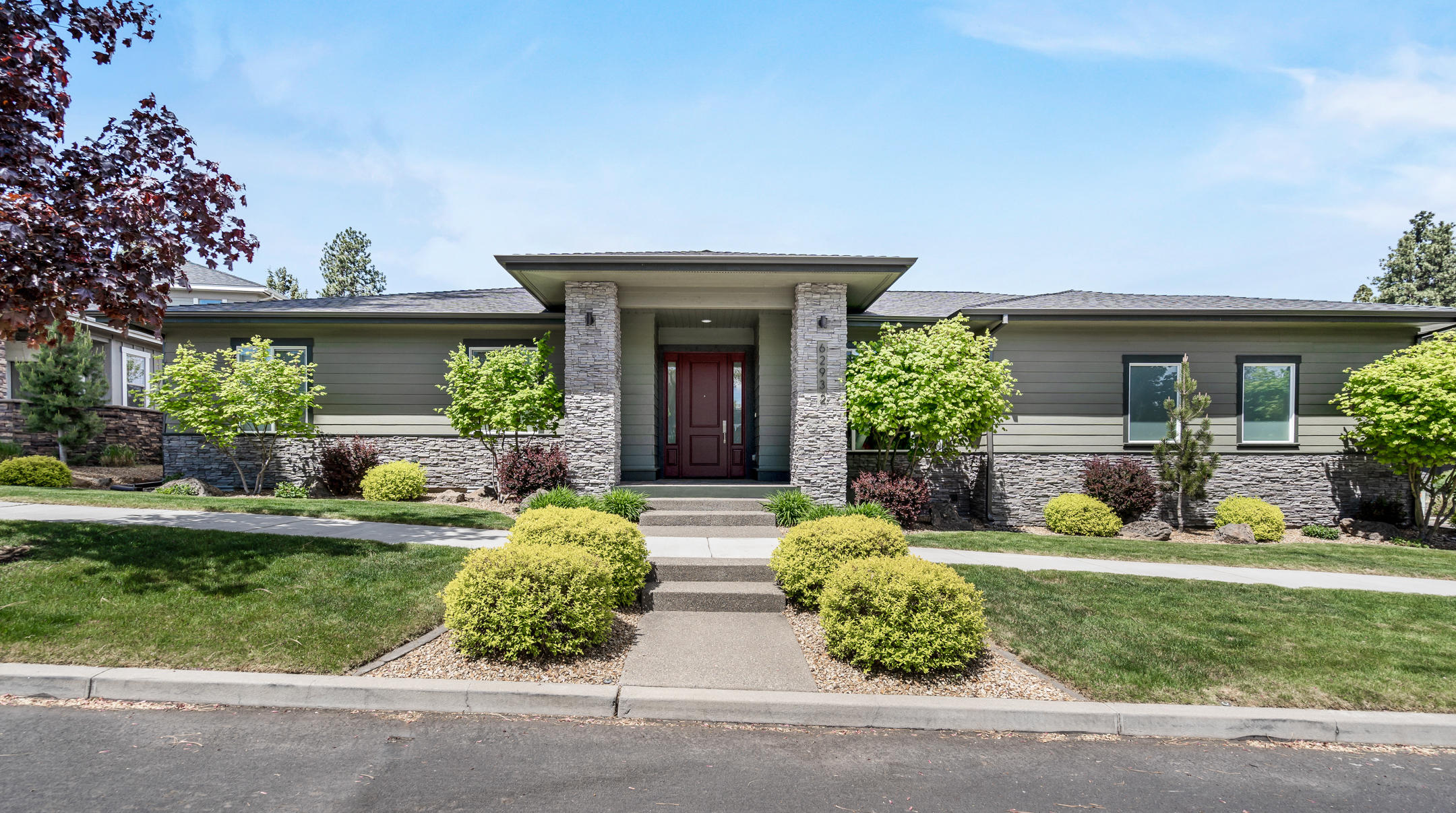 Immaculately maintained single level home with a fantastic floor plan! Built by JD Neel Construction for the 2014 Tour of Homes, this 3 Bedrooms + office/den+ 2 bath home is situated on a corner lot. Light and bright great room concept with beautiful finishes throughout.  Incredible kitchen with stainless steel appliances, quartz countertops, pantry and abundant cabinets.  Private, spacious master bedroom with spa like soaking tub and heated floors. 
Peaceful patio and fenced backyard.
Heated 3 bay garage with epoxy finished floor. Terrific location close to amenities, the Deschutes River and lovely parks and trails.