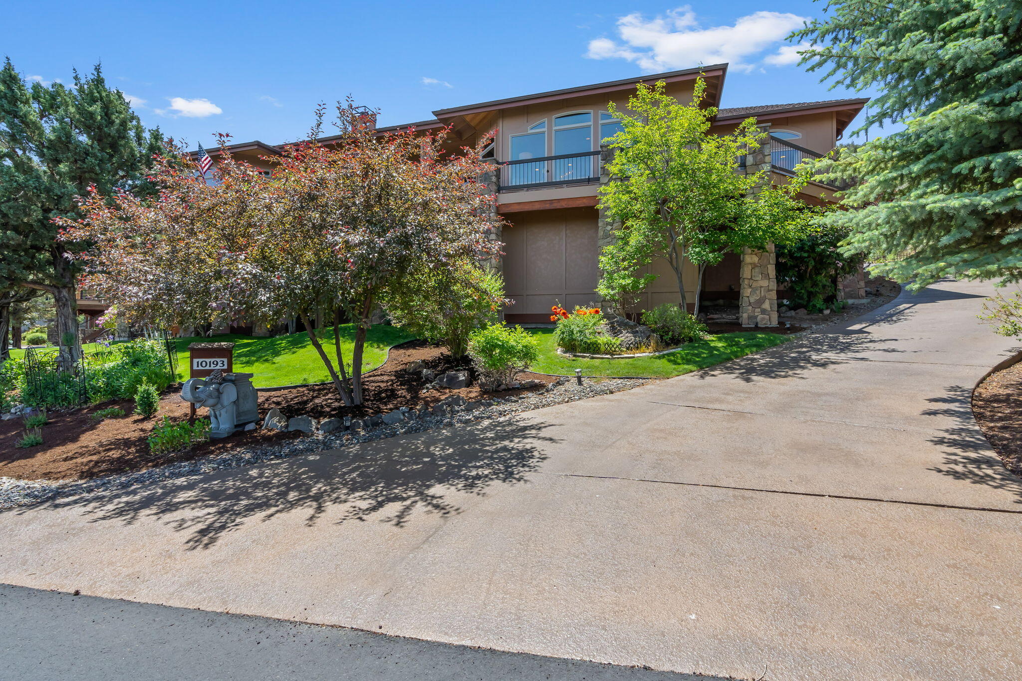 Eagle Crest - Residential