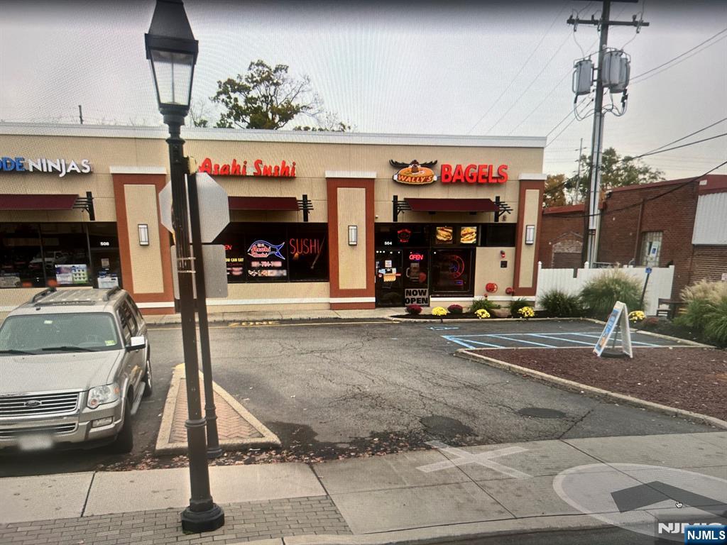 Well established bagel business in the heart of Norwood. Great visibility on main road. Plenty of parking. All equipment included. NDA must be signed to release I/E.