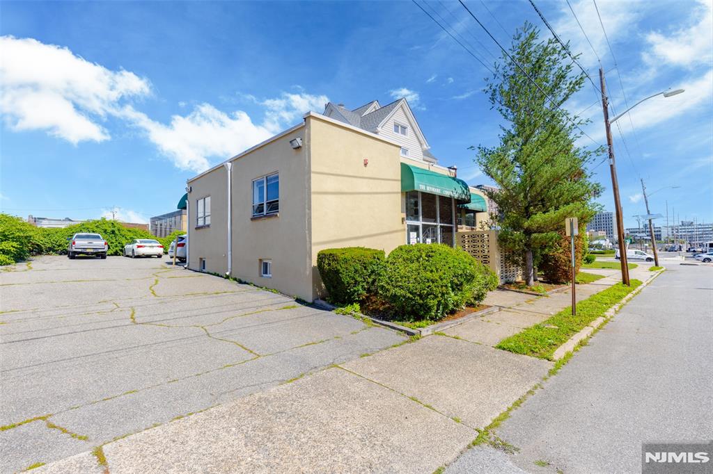 Approximately 2,200 SF of professional office space available for lease in a standalone building located on a private road just off River Street in Hackensack. The property offers a functional layout with private offices, restrooms, storage space, and approximately nine on-site parking spaces for employees and visitors. Conveniently located near downtown Hackensack with easy access to major highways, public transportation, restaurants, and local amenities. Ideal for professional offices, medical users, contractors, consultants, or other service-based businesses seeking a private and accessible location. For leasing information or to schedule a tour, contact Mike Mainardi at RE/MAX Select 201-956-1583 Mike@chopperrussoteam.com