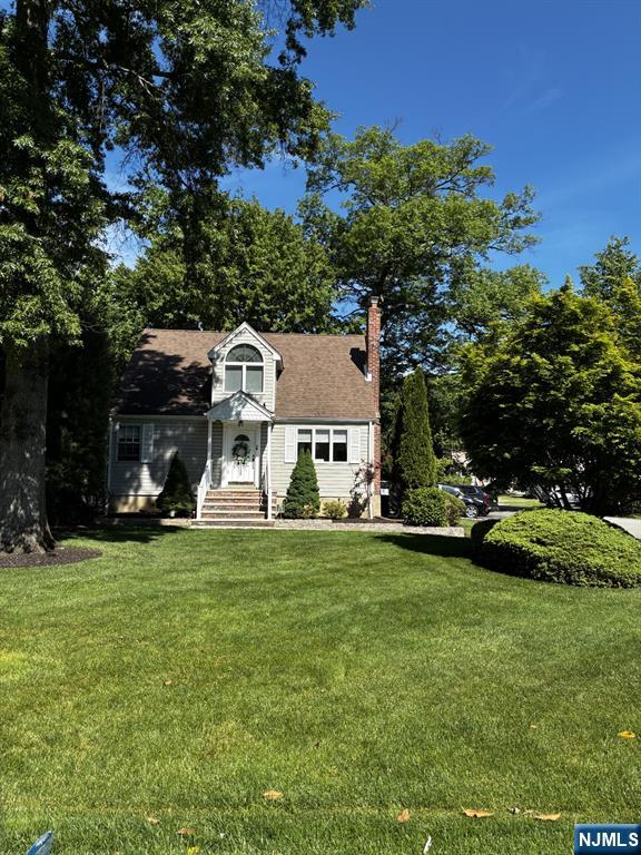 Beautiful rental in desirable Packanack Lake, welcome to 29 Chestnut Drive in Wayne, NJ, a well maintained 3 bedroom, 2 full bath home located in the highly sought after Packanack Lake community. This move-in ready home offers comfortable living spaces, newer appliances, and a finished basement that provides valuable additional space for a family room, home office, gym, or play area. One car garage with new garage door. Situated on a quiet residential street, this home is in an unbeatable location with convenient access to shopping, dining, parks, major highway, NJ Transit, and highly regarded Wayne schools. Enjoy the benefits of living in one of Wayne's most desirable neighborhoods while being close to everything you need. For added convenience, professional landscaping is included in the rental price, allowing you to enjoy the property without the hassle of lawn maintenance Agent Remarks: RENTAL INCLUDES LAWN MAINTENANCE, CALL FOR PETS. TENANTS MUST APPLY THROUGH NTN, NO SMOKING IN THE HOUSE, LANDLORD CAN POSSIBLY LEAVE SOME BEDROOM FURNITURE. PACKANACK DUES ARE OPTIONAL TO TENANT AT TENANT'S EXPENSE
