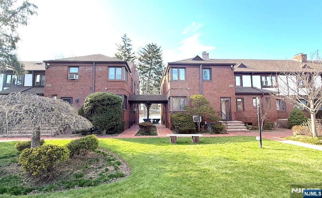 This 1 bedroom, 1 bathroom condo offers a fantastic opportunity for buyers looking to add their own style and updates. Located in a well-maintained building, this unit features a functional layout with spacious living and dining areas, a generously sized bedroom, and plenty of natural light throughout. With the right vision it provides the perfect canvas for customization and value enhancement. Conveniently located close to public transportation, shopping and easy access to NYC don't miss out come see it today.