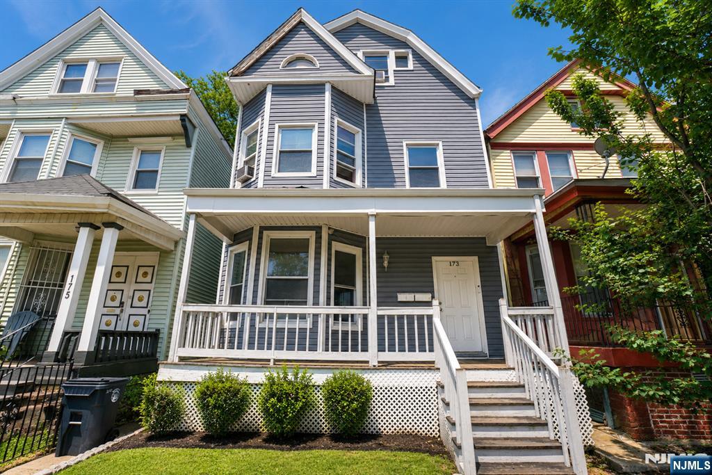 Newly updated multifamily situated on a spacious 25x114 lot with a generous backyard in the heart of Newark, NJ. Perfect for the savvy investor seeking immediate cash flow or an owner-occupant looking to live in one unit while generating rental income from the other. Unit 1 is vacant and move-in ready, ideal for an owner-occupant or to immediately place a tenant for rental income. Unit 2 is currently tenant occupied, providing cash flow from day one. Strategically located just off Route 280 with seamless access to major highways and NJ Transit for a short commute to NYC. Minutes from Payne Tech High School and close proximity to shopping, dining, and local amenities. Whether you are house hacking, building your portfolio, or seeking turnkey cash flow, this property checks every box. Opportunities like this don't last. Schedule your showing today.