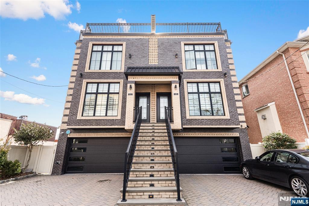 Spacious multi-level layout with the kind of living space you donâ€™t usually find in Cliffside Park townhomes. Perfect for buyers looking for space near NYC with easy access to transportation, shopping, and restaurants.