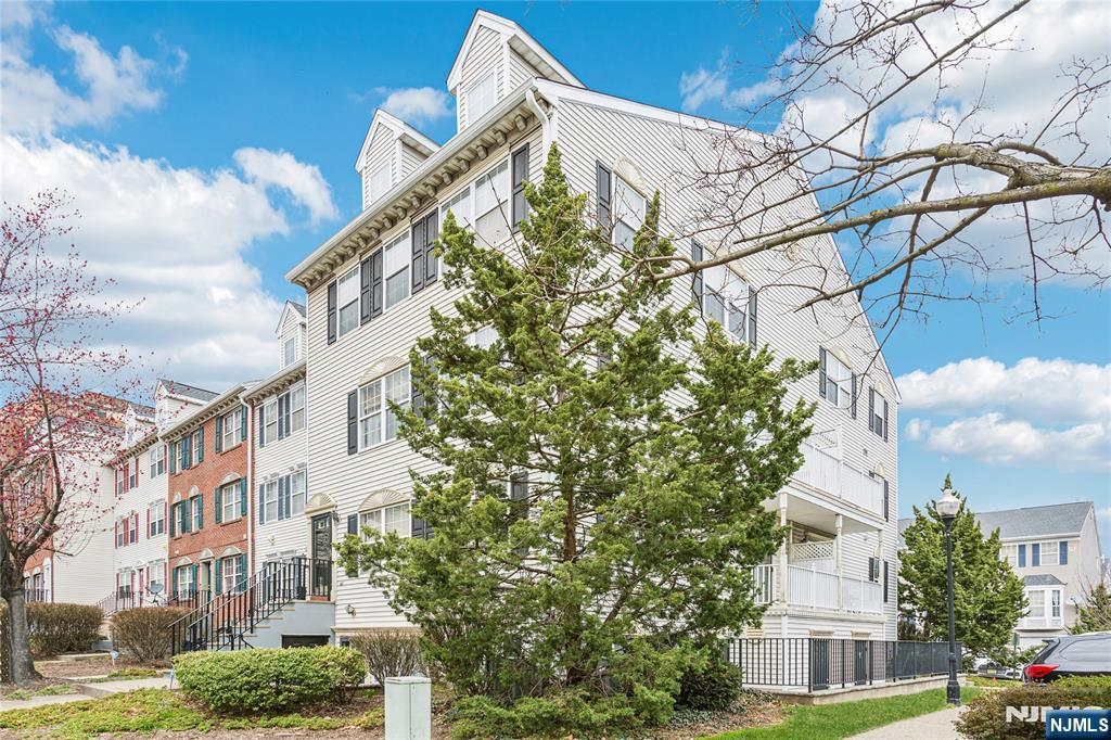 New price provides incomparable value for this freshly refurbished 3 Bed, 1.5 Bath condo unit for rent in Newark's most sought after condominium, Society Hill at Univ Heights-; A home that provides the best of both worlds, a tree lined suburban feel yet minutes from all the city has to offer-; This is an upper level corner unit (with no one above you) that's bathed in natural sunlight-; The 1st floor features a large open concept living & dining combo, a modern kitchen with stainless steel appliances, solid surface countertops and tiled backsplash, an in unit washer/dryer and a half bath-; The 2nd floor consists of 3 bedrooms and a full bath-; The unit has central heat and A/C, a private balcony, and a dedicated parking space-; Community amenities include 24 hour security, swimming pool & tennis courts-; The home is located in Phase III of the community (the closest section to Rutgers University medical & undergraduate schools and NJIT)-; Easy transportation access (via light rail and 4 bus lines)-; 10 minutes to Downtown Newark (Penn Station, Whole Foods, NJPAC & Prudential Center);- 15 minutes to Newark Airport-; Quick & easy access to NY Penn Station and the World Trade Center via NJ Transit, PATH or express bus-; Fun Fact, Newark provides faster access to midtown Manhattan than most outer borough locations of NYC.