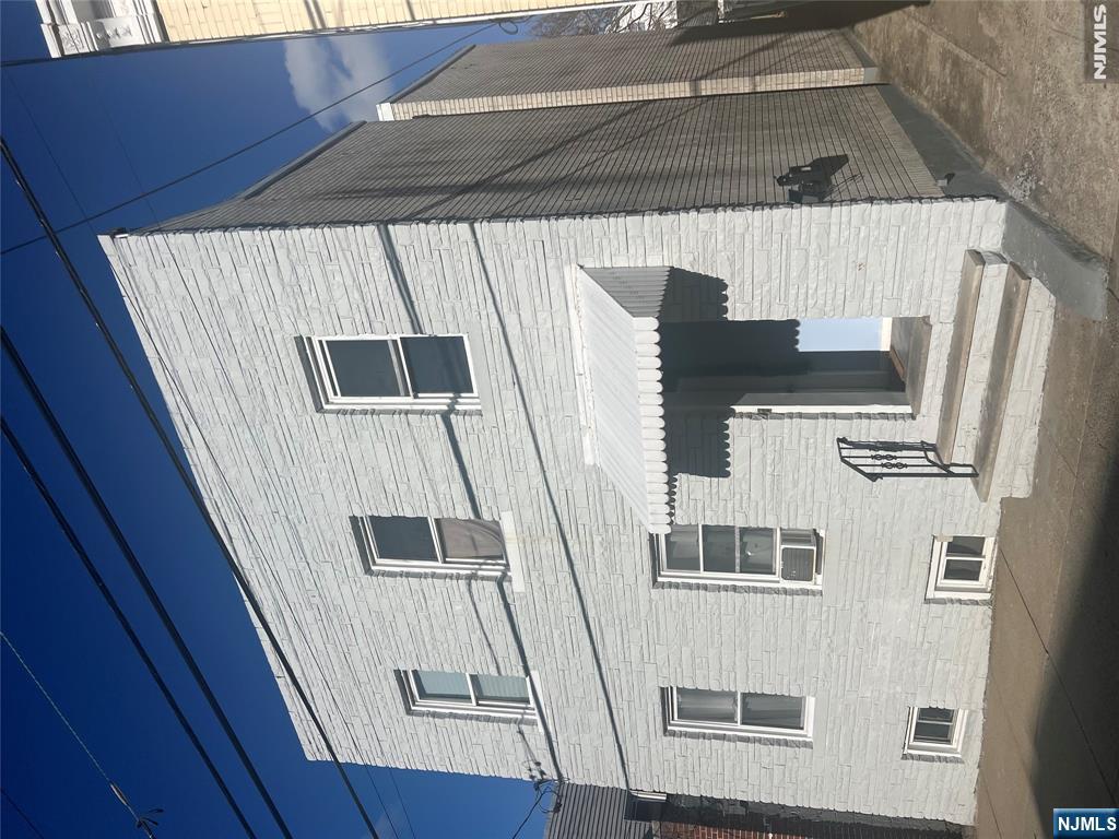 Renovated 2 family house located in a great area of Lodi Nj. First floor features 2 BR one bath, living room, eat in the kitchen. Second floor 2 br one bath, living room, Eat in the kitchen. new kitchen appliances. Full finished basement. 1 extra room, family room full bath. Close to Columbus elementary school, Thomas Jefferson Middle school. Close to major highways, RT 46, 17, 80. close to Ny Bus Transportation, parks, shoppings. Its a Street Parking.
