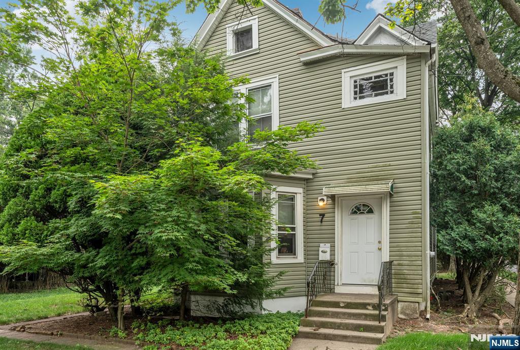 Opportunity awaits in the sought-after town of Demarest! This 4-bedroom, 1.5-bath Colonial offers generously sized rooms, a functional floor plan, newer siding, and a newer roof. Whether you're looking to renovate and restore this home to its full potential or explore the possibility of building new, this property offers exceptional flexibility. Situated on a level approximately 0.32-acre lot, the home is conveniently located near schools, shopping, restaurants, parks, and transportation to New York City. A wonderful opportunity for homeowners, builders, or investors to bring their vision to life and make the most of all this property has to offer.