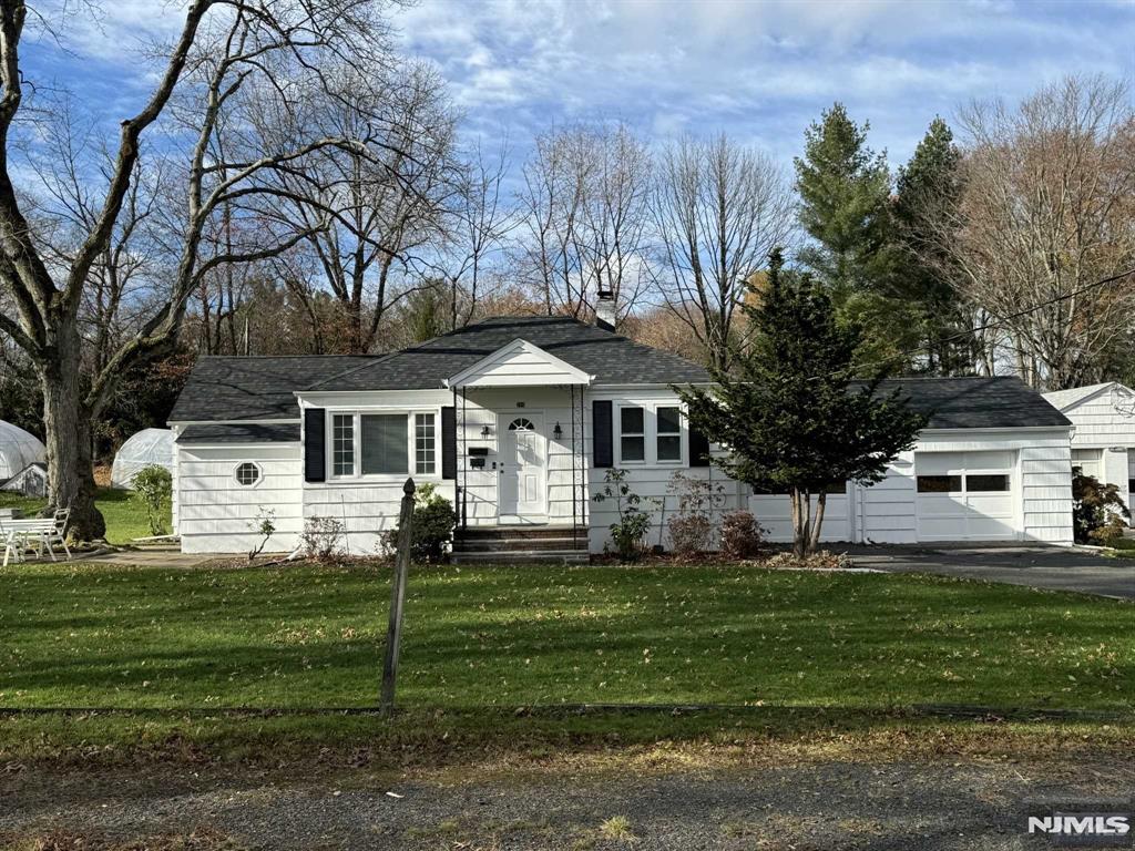 COMFORTABLE RANCH STYLE HOUSE IN VERY QUIET NEIGHBORHOOD. LIVING RM,DINING RM,EAT-IN KITCHEN, MASTER BEDROOM W/BATH, TWO BEDROOMS, FULL BATH ROOM ,SCREENED PORCH,ATTACHED TWO CAR GARAGE AND EXTRA PARKING, DEN IN BASEMENT,CLOSE TO PARKS, SCHOOL AND SHOPPING.LANDLORD WILL TAKE CARE OF LANDSCAPING AND SNOW REMOVAL.