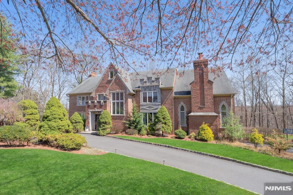 Spacious 5BR, 6 & 1/2 Bath Colonial Manor, on a quiet, cul-de-sac street, close to everything. Features a dbl-height entry foyer. Huge, well-equipped MEIK w/sliding door to deck. Expansive GR w/vaulted ceiling and stone FPL. Handsome Off/Library/BI wet bar, and fireplace. Wonderful layout. Generously proportioned. Desirable separate main FL Office/Bonus Rm/FBTH. Elegant Primary Suite, w/fireplace. Finished WO LL- for added living space- w/lg FR/Billiard Rm/Pool Table/BI storage/fridge, Play/Exercise Rm, Ensuite BR/FBTH & large laundry/FBTH combo. Decks, patio, pool, use of yard, 3-car garage. Tenant responsible for utilities, lawn maint, pool maint, snow removal, and first $500 of repairs. Pets conditional. Credit Check, Interview, Proof of Identity & Proof of Income Required.
