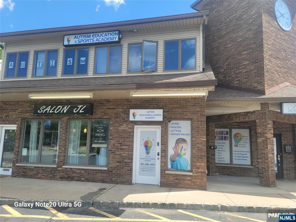 Please don't miss this 2nd floor retail space or office space in busy shopping center in the heart of Fairfield. Current layout includes Office room, private room and large open workspace. Plenty of light. This busy strip mall includes a Manhattan Bagel, Chinese take-out, Hair salon, Pharmacy, dry cleaners and boutiques. Don't miss this good opportunity. CAM charge is 0 +Water, Sewer billed Quarterly