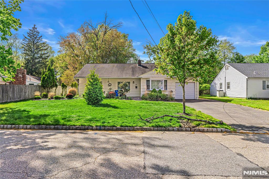 Charming 4-bedroom, 1-full bath home offers a perfect blend of comfort and convenience in the heart of Livingston. Featuring hardwood floors throughout and plush carpeting in select areas, the home creates a warm, inviting atmosphere. The spacious backyard provides an excellent space for outdoor entertaining, family activities, or quiet relaxation. Ideally located, this home is just minutes from major highways, shopping centers, and parks, offering easy access to all essential amenities. Experience the best of both worlds- functional living space and prime location, all within a highly sought-after community. Please submit your BEST AND FINAL OFFERS until on or before 2/4/2025 (12PM)