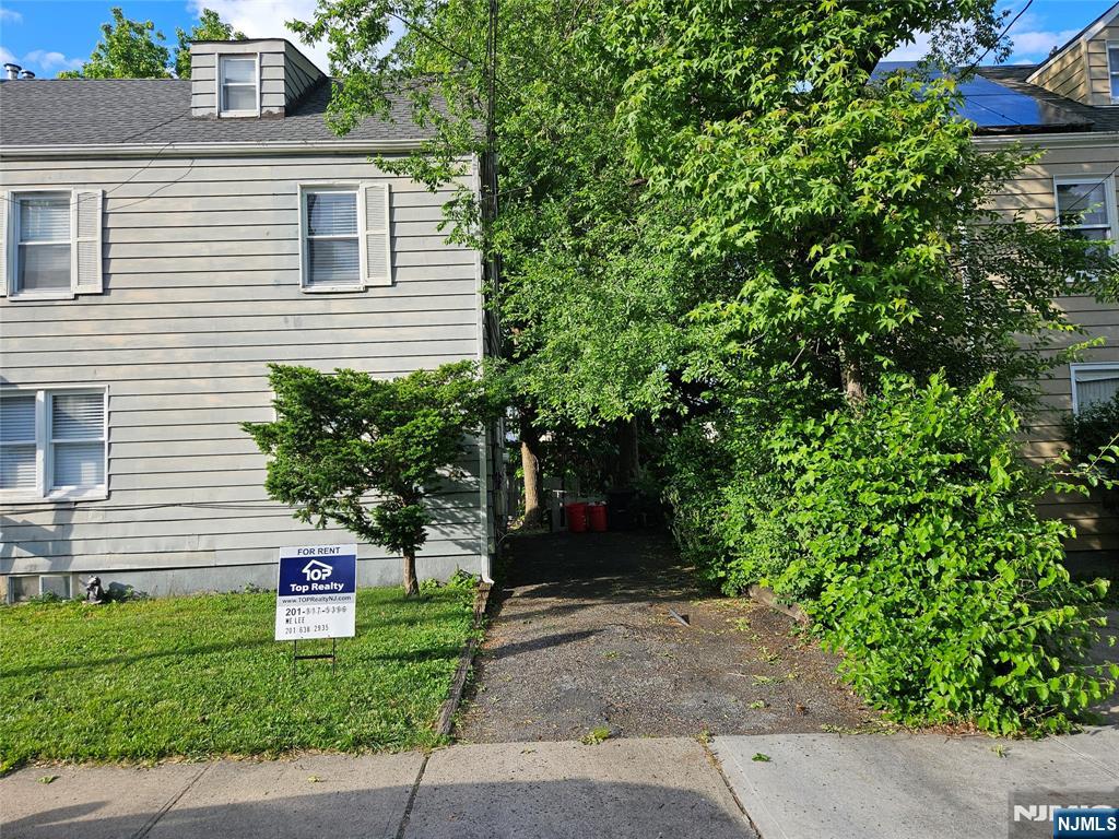 2 FAMILY HOUSE NICE COZY 1st fl 2bed 1fullbath kitchen walk out backyard and basement in unit laundry w/extra 1bed , the backyard a private space. 2nd fl 2bed 1fullbath extra large Attic in unit laundry. renovated 2024yr. Close to transportation to NYC. "SOLD AS IS"