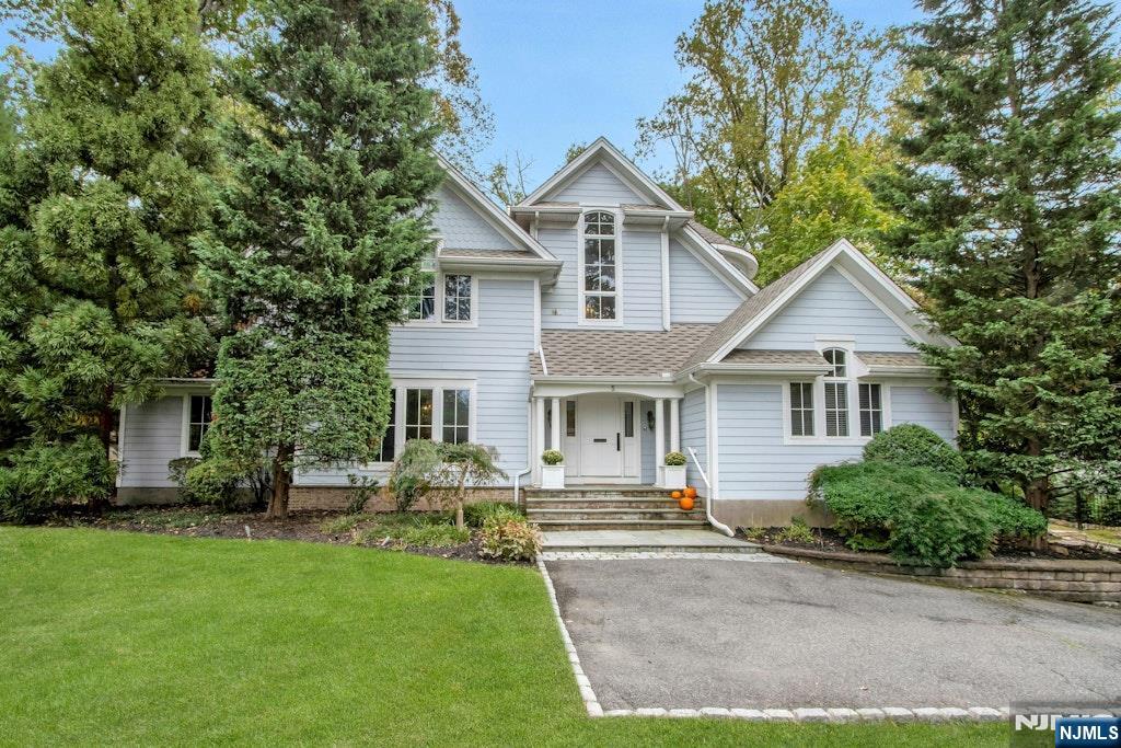GRACIOUS CENTER HALL COLONIAL ON THE PRIME EAST HILL OF TENAFLY, FEATURING 5 BEDROOMS, 4 FULL & 1 HALF BATH ON OVER A HALF ACRE OF PROPERTY LOCATED ON A QUIET CUL-DE-SAC STREET. THE HOME BATHES IN NATURAL LIGHT WITH HARDWOOD FLOORS THROUGHOUT, BEAUTIFUL TWO-STORY ENTRY FOYER WITH SWEEPING STAIRCASE, FORMAL LIVING ROOM WITH FIREPLACE, EXPANSIVE FORMAL DINING ROOM WITH BUTLERâ€™S PANRTY, HOME OFFICE WITH BUILT-IN CABINETRY AND LARGE STORAGE CLOSET, KITCHEN WITH BREAKFAST AREA THAT FLOWS EFFORTLESSLY INTO THE FAMILY ROOM WITH FIREPLACE, SECONDARY STAIRCASE LEADING FROM THE KITCHEN AREA TO THE 2ND FLOOR, ENSUITE BEDROOM AND POWDER ROOM COMPLETE THE MAIN FLOOR. THE 2ND LEVEL OFFERS A PRIMARY SUITE WITH VAULTED CEILING AND FIREPLACE, 2 OUTFITTED WALK-IN CLOSETS, LARGE MARBLE BATHROOM WITH RADIANT HEAT, ENSUITE BEDROOM, BEDROOM, JACK & JILL BATH, BEDROOM AND LAUNDRY. LOWER LEVEL REC AREA WITH A MUD ROOM, SEVERAL STORAGE CLOSETS, TWO-CAR GARAGE WITH LARGE STORAGE ROOM. HOUSE GENERATOR, SPACIOUS PROPERTY WITH EXPANSIVE DECK AND PLENTY OF ROOM TO PLAY! TENAFLY OFFERS BLUE RIBBON SCHOOLS, GREAT RECREATION PROGRAMS, THE TENAFLY NATURE CENTER, CLOSE TO SHOPPING, DINING AND EASY COMMUTE TO NYC!! AMAZING OPPORTUNITY TO LIVE IN THE BEAUTIFUL TOWN OF TENAFLY!!