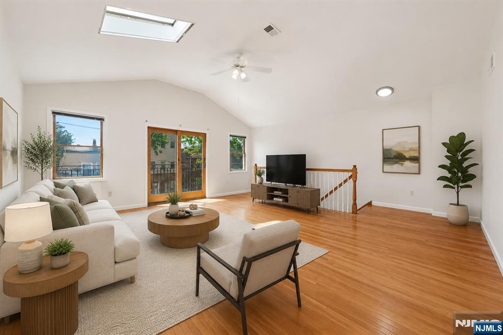 Great top floor 3 Bedroom / 2 Bath rental unit in prime Jersey City Heights area. Unit features central AC, cathedral ceilings, skylights, hardwood flooring throughout. Kitchen and bathroom have ceramic tiles. Jacuzzi tub in master bath. Great location close to transportation, shopping, parks and schools. 1.5 months security deposit. Tenant pays all utilities. NO PETS. Available 9/1.