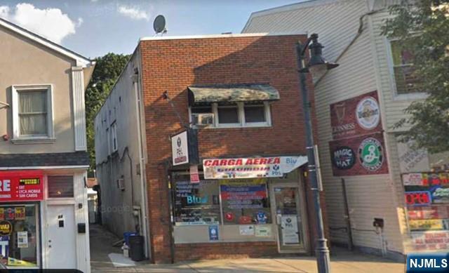 LOCATION!!! LOCATION!!! LOCATION!!! (STOREFRONT FOR RENT) RENT! GREAT START UP NICE COMMERCIAL 700 SQ FT RETAIL SPACE FOR RENT. MAIN AVENUE (PASSAIC ST.) ON A HIGH TRAFFIC, DEVELOPMENT TOWN...VISIBLE RETAIL STREET OF GARFIELD NJ. SURROUNDING WITH RESTAURANTS, CONVENIENCE STORES, SCHOOLS, CAFE. BUS STOP ON THE SAME AVENUE BY THE PROPERTY TO NEW YORK (AROUND 25 MINUTES). TRAIN STATION TO NEW YORK IS RIGHT BY THE AREA (AROUND 20 MIUTES TO NEW YORK. CLOSE TO MAJOR TRANSPORTATION. BY APPOINTMENT ONLY! A MUST SEE! DO NOT MISS IT!