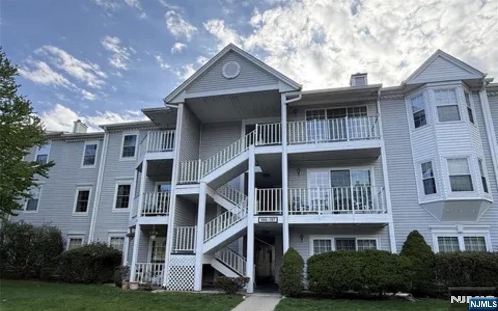 This beautifully maintained 2-bedroom, 1-bathroom condo offers the perfect blend of style and functionality. Step inside to find a bright and inviting open layout with spacious living areas, abundant natural light, and a warm, welcoming atmosphere. The kitchen offers ample cabinet space. Both bedrooms are generously sized with great closet space, while the full bathroom is thoughtfully designed for everyday comfort. Enjoy the ease of move-in-ready living with low-maintenance convenience, ideal for first-time buyers, downsizers, or anyone looking for a great place to call home. Conveniently located near shopping, dining, parks, major highways, and public transportation, this home offers both privacy and accessibility in one of Bergen Countyâ€™s most desirable communities. Donâ€™t miss your opportunity to own this charming condo and experience all that Mahwah has to offer. Schedule your private showing today.
