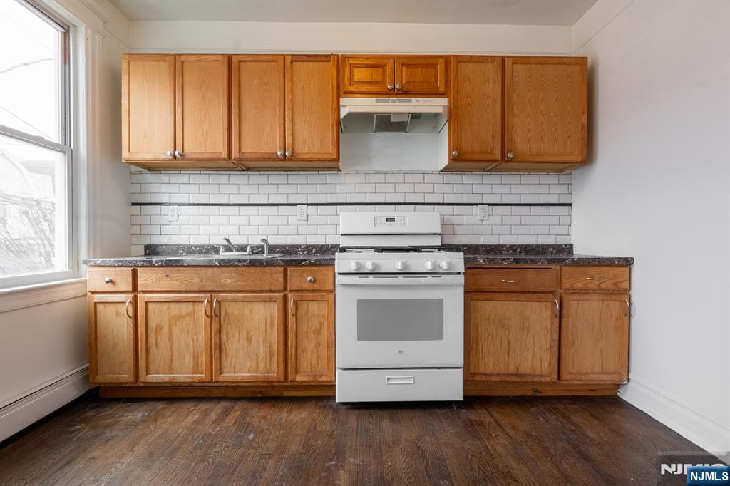 Welcome to this spacious 4-bedroom, 1-bath apartment located on Chadwick Street in Newark. Offering a generous layout and comfortable living spaces, this home is ideal for those seeking extra room and convenience in a central location. The apartment features a bright and inviting living area, complemented by large windows that provide plenty of natural light throughout the day. The kitchen offers ample cabinet and counter space, making meal preparation both practical and efficient. All four bedrooms are well-sized and provide flexibility for family living, home office space, or guest accommodations. The full bathroom is clean, functional, and designed for everyday comfort. Conveniently situated near public transportation, schools, shopping, restaurants, and major highways, this property offers easy access to everything Newark has to offer. Whether commuting to work or enjoying local amenities, you'll appreciate the convenience of this well-located rental. Don't miss this opportunity to make this spacious and comfortable apartment your next home.
