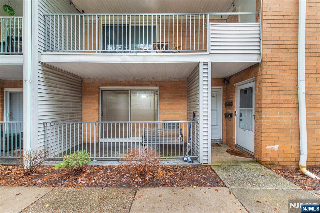 Nestled in a park-like setting in Parsippany"Troy Hills, this bright and sunny first-floor unit has one bedroom and bath offering comfortable and convenient living. With an open floor plan, it was designed for easy flow. Galley style kitchen features ample cabinetry and a pantry for extra storage, while the spacious bedroom offers a walk-in closet and plenty of natural light. Enjoy outdoor relaxation on your private patio, along with the convenience of a laundry room in the complex and an assigned parking spot. Residents of Cedarbrook's enjoy such amenities as an outdoor swimming pool, volleyball court, and picnic area. Ideally located with easy access to Routes 10, 53, 202, and 287, this home is close to great shopping, excellent restaurants, and convenient NYC transportation.