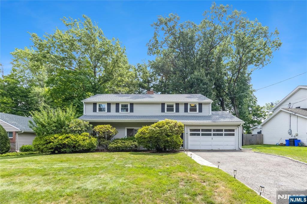 For Rent â€“ Desirable Tenafly Location | Blue Ribbon School District Welcome to this well-maintained home in one of Tenafly's most sought-after neighborhoods, located within the highly acclaimed Blue Ribbon school district. Ideally situated just minutes from the elementary, middle, and high schools, as well as parks, downtown Tenafly's shops and restaurants, and convenient transportation to New York City. This bright and inviting home features 4 bedrooms and 2 full bathrooms, a spacious living room, formal dining room, and a newer kitchen with ample cabinetry and workspace. Additional highlights include a garage, generous living space, and a prime location that offers both comfort and convenience. A wonderful opportunity to enjoy everything Tenafly has to offer in a location that is truly hard to beat.