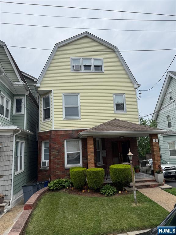 Heat and hot water is included in the rent of this recently renovated 2 bedroom unit on the 2nd floor of a 3 family. Close to Roosevelt school, Kearny ave shops and public transportation. Kitchen and bathroom recently updated. Lovely 2nd floor unit. Sorry No pets! Street parking only