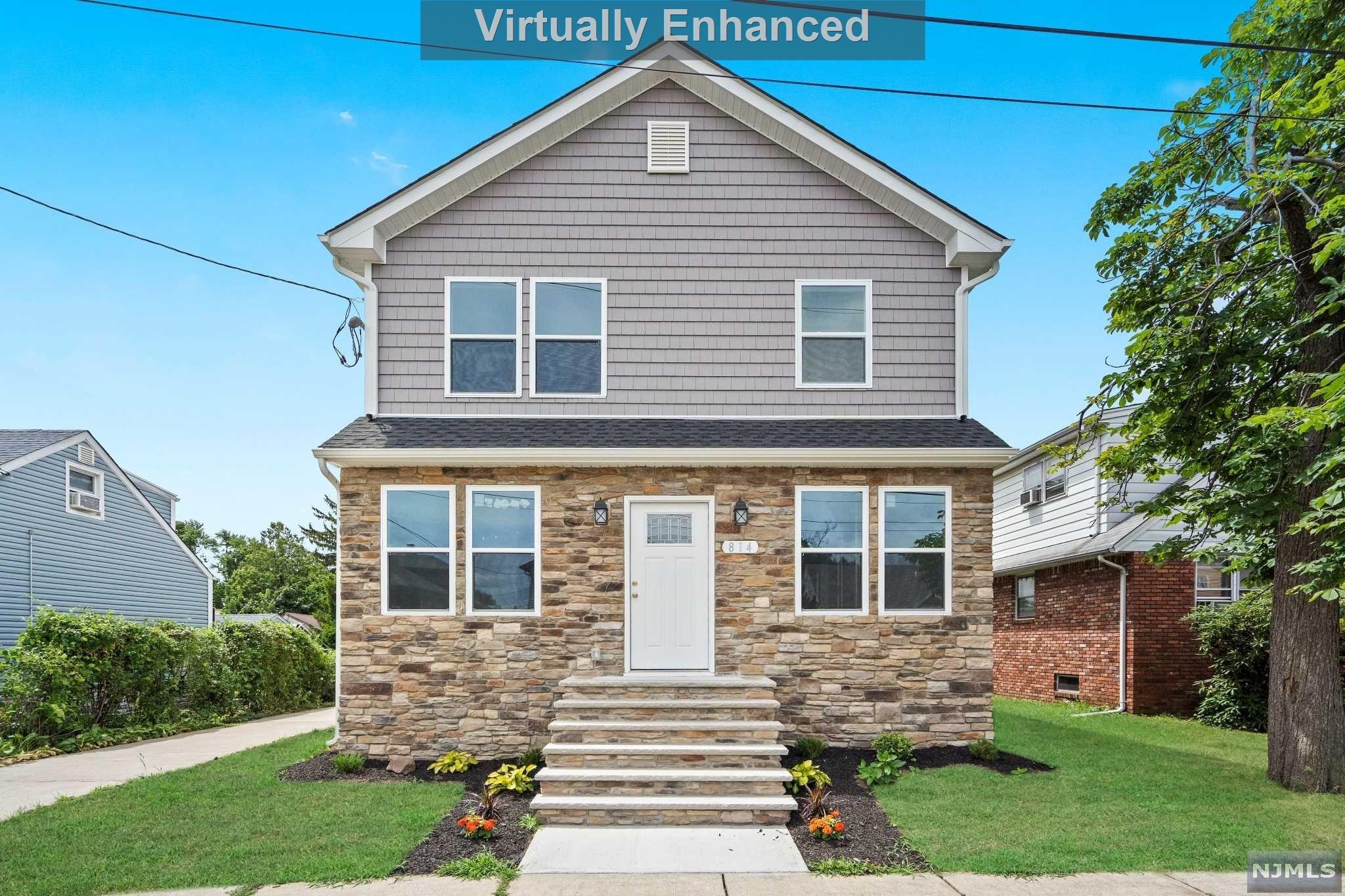Beautifully Renovated 3 Bedroom/ 3 bath Home with open floor plan. Red oak hardwood floors throughout. Brand new high end stainless steel appliances Farmhouse sink, Quartz countertop with kitchen island, 2 zone forced hot air and A/C. Master Suite with 2 walk in closets and ensuite spa like bath! A Jack -n- Jill Full bath on the 2nd floor as well. Ready to move right in. French doors to the backyard. Laundry room on the second floor. High ceilings. Gas fireplace. Detached 1 Car Garage. Great area with a great school system.great workmanship and attention to detail.Owner holds a real estate license.
