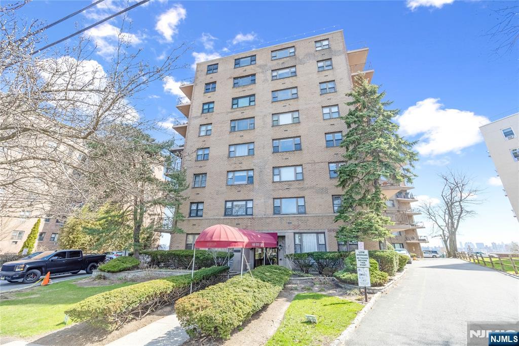 Bright 1-Bedroom Apartment with Hudson River Views. Spacious one-bedroom apartment with beautiful east and north-facing Hudson River views. The large living room features hardwood floors and opens to a private terrace, perfect for relaxing and enjoying the scenery. The apartment offers abundant closet space and river views from both the living room and kitchen. Conveniently located with a direct bus to NYC right in front of the building. A lovely lake park is situated directly across the street, providing a peaceful outdoor setting. Special assessment in place through October 2028 for parking deck repairs and boiler replacement.
