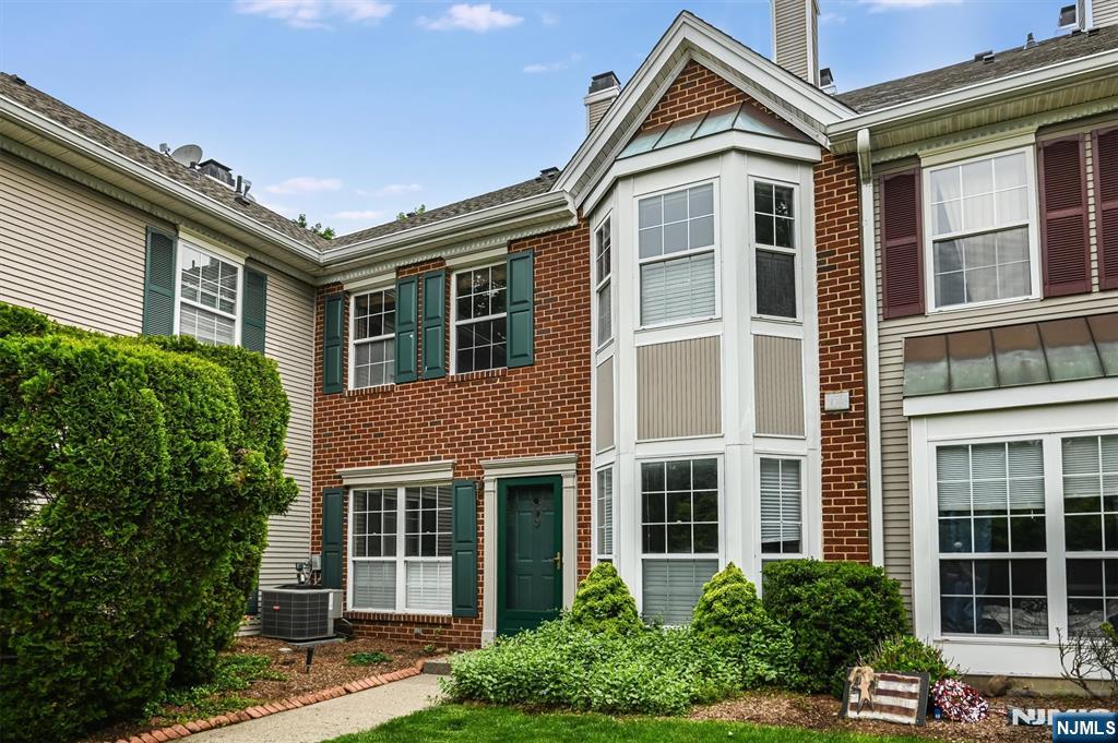 Desirable FRANKLIN CROSSINGS 2BD / 2.5 BA townhome sits on a quiet cul -de-sac! THIS IS ONE OF THE FEW UNITS THAT DOES NOT FACE A PARKING LOT! Open Concept first floor features DR and LR that is accented with beautiful front bay windows, recessed lighting, and centered w/ a well maintain wood burning fireplace. Upstairs you will find a Large primary ensuite with double walk-in closets & renovated bath including a whirlpool tub. Second Bedroom is spacious and has a separate full bath. Laundry upstairs. Low taxes and maintenance fees, pool & clubhouse, playground & tennis. Close to public transportation and shopping with plenty of guest parking. This opportunity will not last long! Nickole Bello 201.953.6895 Nickole.bello@compass.com