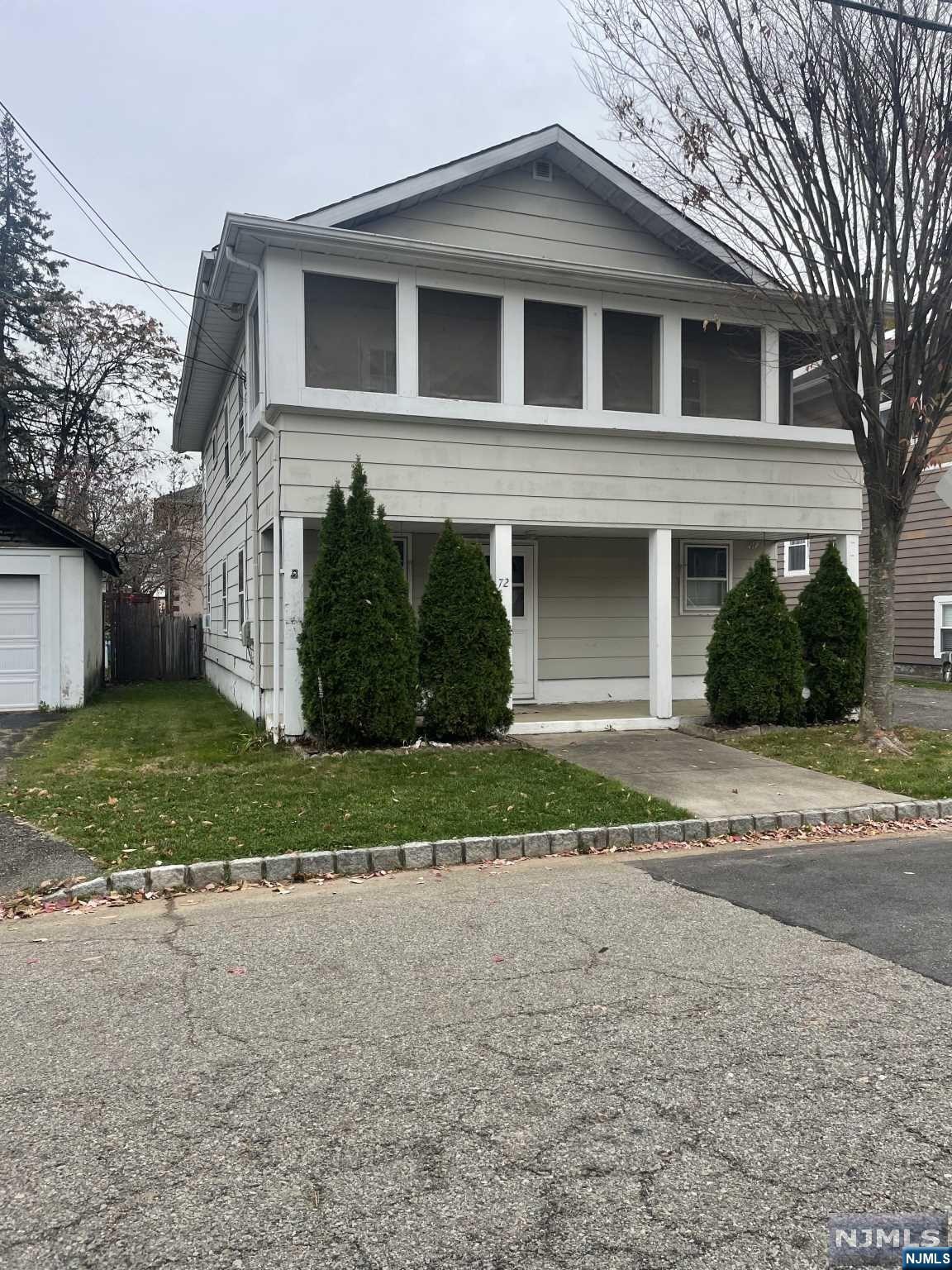Turnkey 2 family located on a quiet street but close to everything. Willowbrook mall nearby for park and ride to Manhattan as well as a train from the center of town. Dint miss this opportunity to own and collect rent. Each apartment has its own laundry room. First floor perfect for someone that wants access without steps! Low taxes and very little exterior maintenance.