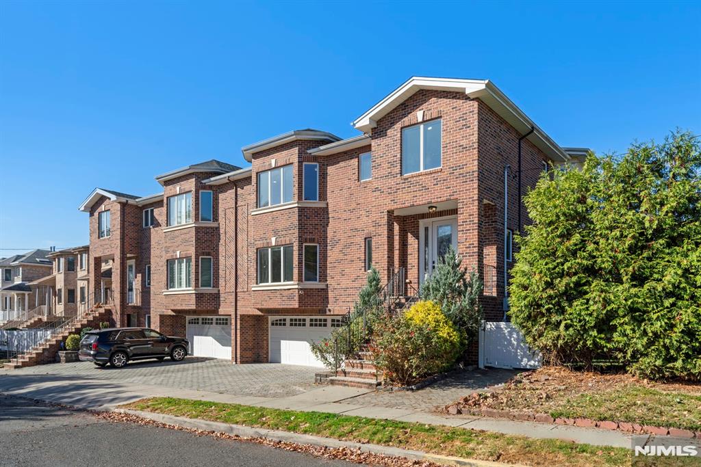 ALL BRICK, LUXURIOUS OVERSIZED DUPLEX, TRUE 4 BEDROOM, 3.5 BATH, FRESHLY PAINTED, LOCATED IN A PRIME PALISADES PARK LOCATION. THE 1ST FLOOR BOASTS 9-FOOT CEILINGS, A SPACIOUS LIVING ROOM/DINING ROOM WITH NEW LIGHT FIXTURES, AND A MODERN OPEN KITCHEN WITH GRANITE COUNTERTOPS AND NEW STAINLESS STEEL APPLIANCES. THE 2ND FLOOR FEATURES A LARGE MASTER BEDROOM WITH AMPLE CLOSET SPACE, PLUS 3 ADDITIONAL ROOMS, PROVIDING PLENTY OF EXTRA SPACE FOR COMFORTABLE LIVING. CONVENIENT TO ALL MAJOR HIGHWAYS, EASY COMMUTE TO NYC BUSES, AND WALKING DISTANCE TO RESTAURANTS AND SHOPPING. A MUST-SEE!